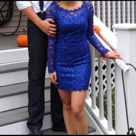 Mini sequenced dress - Picture 2 of 2